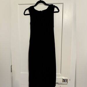 The Perfect Little Black Dress, Size 6